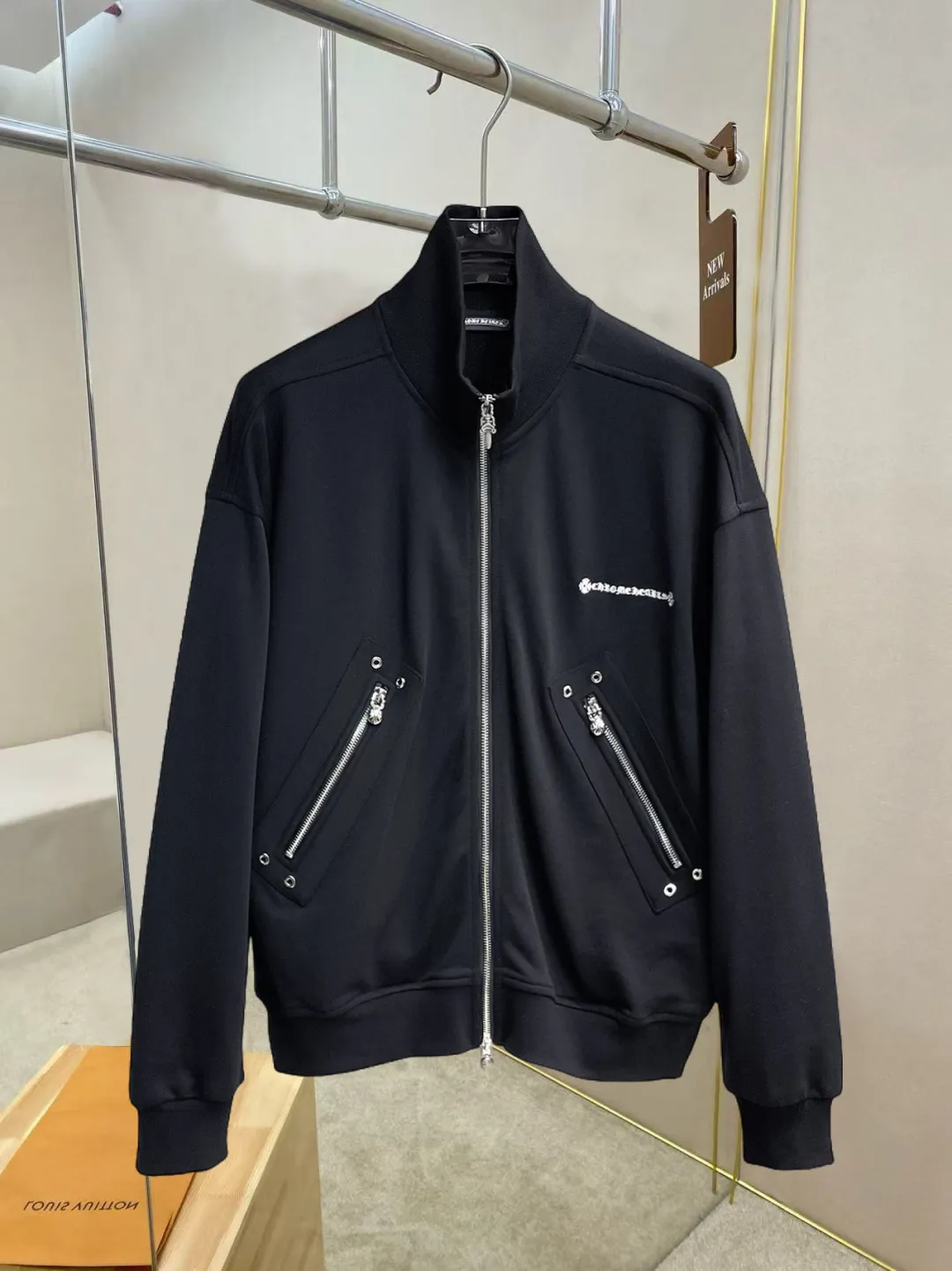 Same Style， ， 2026 New Arrival ，Original Premium Breathable ， ， ， Quality。 ， Sizes：M～3XL